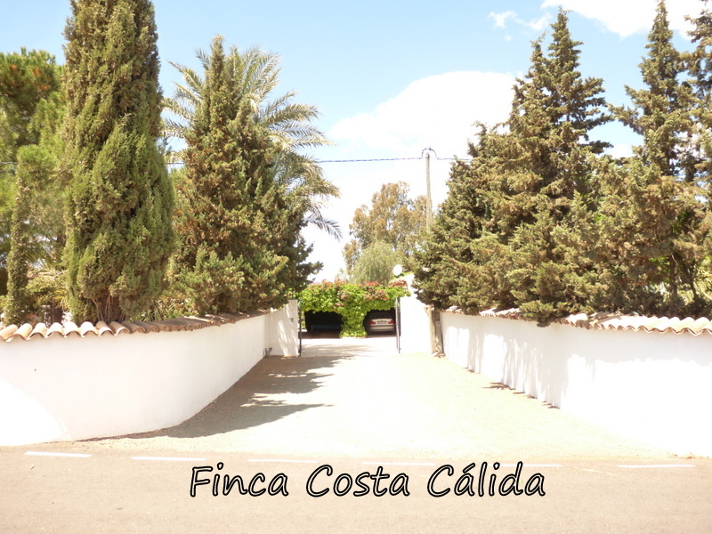 Entrada de la Finca Costa Cálida